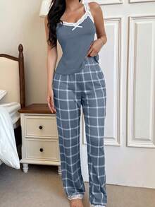 SHEIN Bộ đồ ngủ nữ gồm áo hai dây phối ren tương phản màu và quần kẻ caro. - Màu xanh bụi bặm - Xem 4