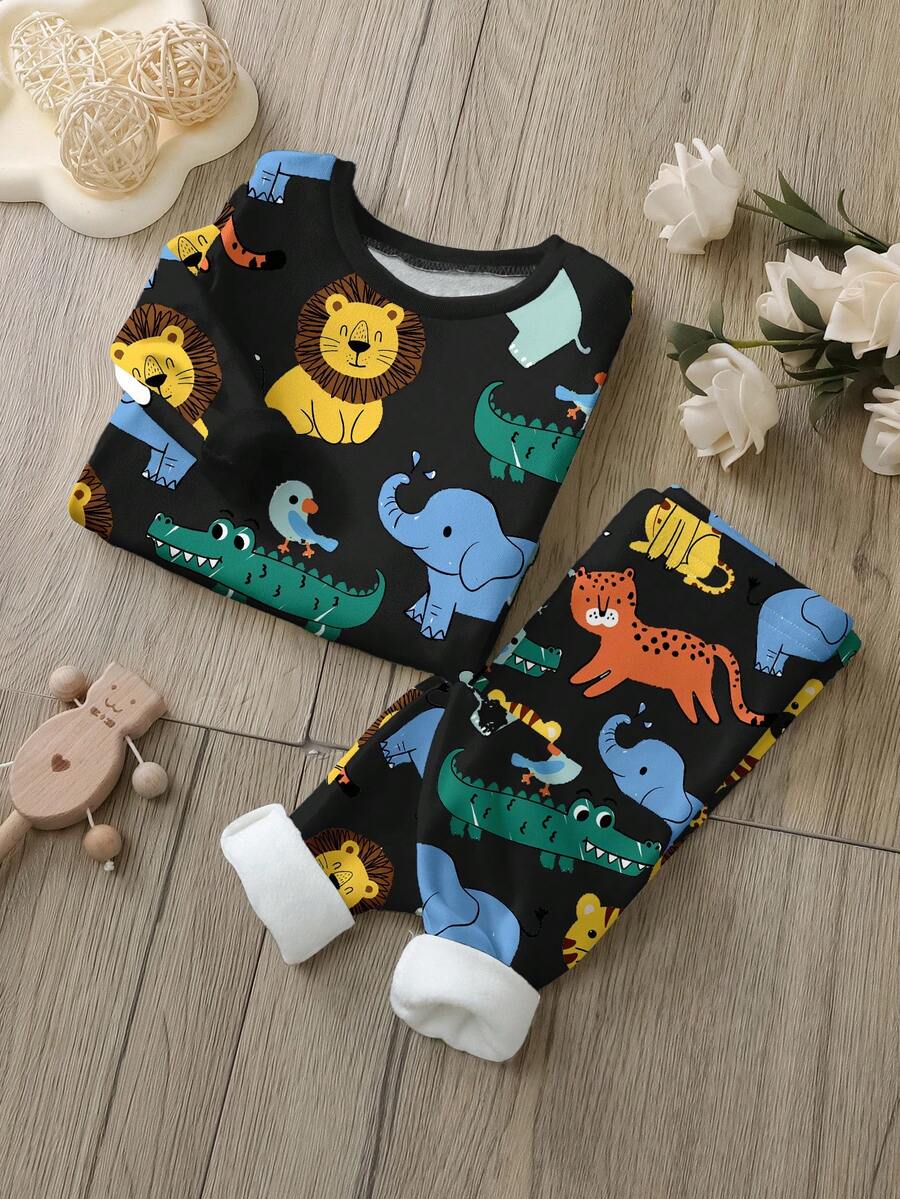 SHEIN 男婴休闲简约保暖舒适卡通动物可爱风格狮子恐龙家居修身圆领舒适长袖睡衣套装，适合秋冬季穿着 - 彩色 - 查看 1