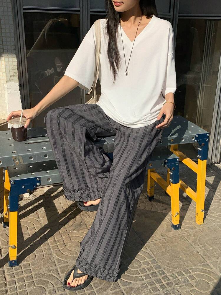 2pcs Women V-Neck Short Sleeve Top And Striped Wide Leg Pants Casual Outfit, Suitable For Daily Commute Summer