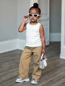 两件套：女童休闲针织白色上衣和卡其色宽松裤 - 夏季套装，少女日常舒适服装 - 彩色 - 查看 1
