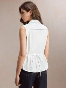 BizChic Áo sơ mi nữ không tay, cổ bẻ, cài khuy trước, một hàng cúc, màu trắng tinh khôi, kiểu dáng xuân/hè, có dây buộc ren ở eo, có thể điều chỉnh độ rộng, phù hợp cho mọi dịp, thanh lịch cho công sở và mặc hàng ngày. - trắng - Xem 1