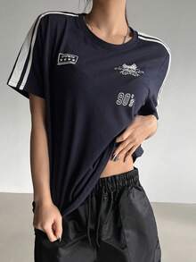 DAZY 摩托车风格印花拼色条纹短袖 T 恤，秋季服装学院风上衣