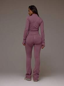 Musera Sport Zip Active BBL 夹克搭配喇叭褶皱臀部紧身裤套装 运动健身健身房普拉提日常休闲烟晶色 - 淡紫色 - 查看 2