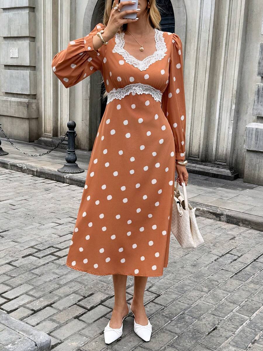 SHEIN PariChic 优雅通勤波点印花蕾丝边连衣裙 - 卡其色 - 查看 1