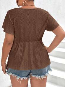 SHEIN Frenchy Camiseta de muñeca con mangas de mariposa, con encaje de contraste y volantes - Marrón - Ver 2