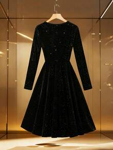 GlowEve CURVE Plus Size Women's Elegant Velvet Sequin Rhinestone Embellished Long Dress, Suitable For Christmas, Autumn/Winter - Black - View 2