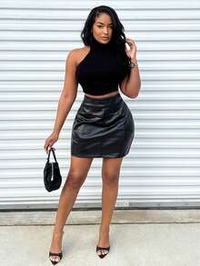 Alexandranx 春季侧拉链PU黑色短皮裙 - 黑色 - 查看 1