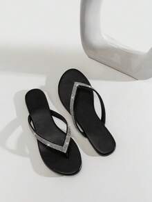 Solezae Women's Round Toe T Strap Flip Flops Thong Pool Flat Sandals - Black - View 8