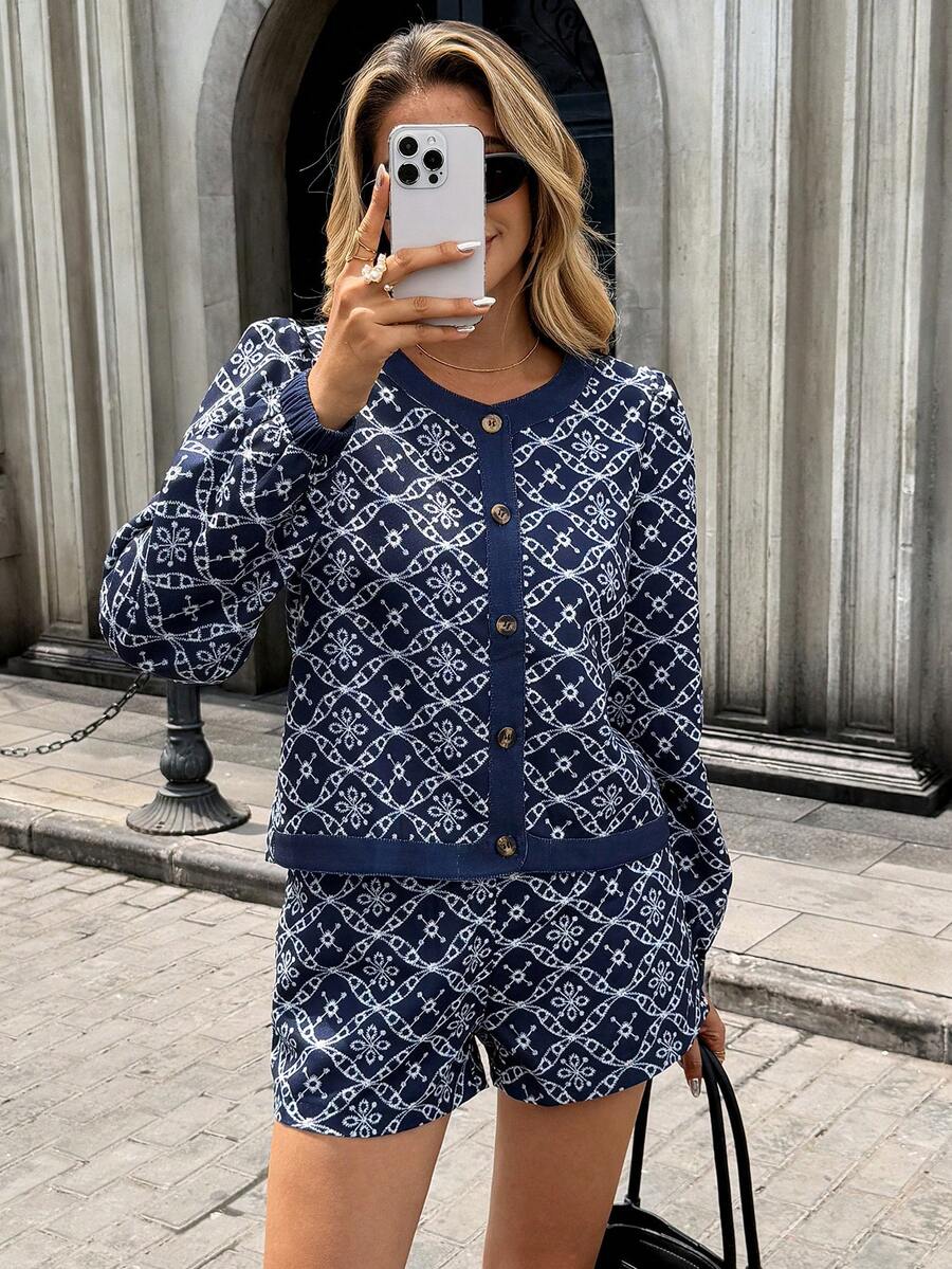 Chiquease 2pcs Women Casual Commuter All-Over Print Jacket And Shorts Set - Blue - View 1