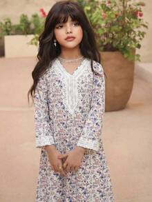 SHEIN Tween Girl Loose Elegant V-Neck 3/4 Sleeve Ditsy Floral Gold Trim Dress Tween Girl - Pink - View 5