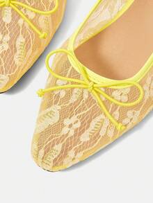 CUCCOO HITCHD 女士蕾丝网纱花卉刺绣蝴蝶结装饰圆头鞋，优雅浪漫甜美少女柔软白色网纱芭蕾平底鞋，适合新娘、伴娘、派对、婚礼等场合，尽显优雅气质 - 淺黃色 - 查看 11