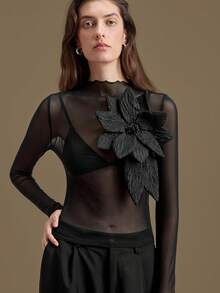 Ontre 2026春夏女装上衣，优雅婚礼风格，四向弹力网纱面料，3D立体花卉设计，现代都市风，黑色3D立体花卉图案，立领，无袖，女式上衣，女式T恤，音乐节，黑色，商务休闲办公装，低调复古风，高品质，机场时尚，高端面料，情人节女士优雅正式礼服 - 米色 - 查看 4