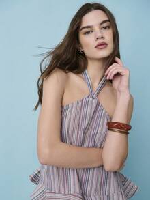 Nöista 这款无袖露背上衣采用条纹图案，领口系带，下摆呈喇叭形荷叶边。适合春季、夏季穿着，女士款。 - 紅色 - 查看 3