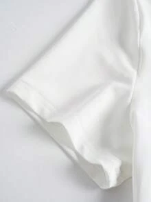 女士T恤 / 刺绣字母图案 / 刺绣工艺 / 2026新款上衣 / 休闲、简约、时尚上衣 / 时尚T恤 / 女士宽松休闲圆领T恤 / 春夏 - 白色 - 查看 4