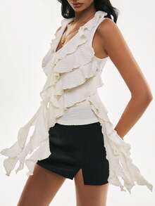 Poéselle Áo tank top nữ kiểu bất đối xứng xếp tầng, áo quấn dệt kim nhăn không tay, áo xếp tầng lãng mạn, áo bất đối xứng, áo nữ tính mùa hè, áo xếp tầng phong cách boho hẹn hò đêm, áo peplum lãng mạn, áo không tay màu trắng trơn phối viền xếp tầng thời trang đa năng, thích hợp cho hẹn hò và đi chơi, áo mùa xuân/hè, áo mùa hè cho nữ, áo ngày lễ tình nhân, áo lễ hội, áo kỳ nghỉ hè. - Màu be - Xem 4