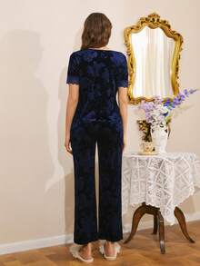 SHEIN Women's Southern French Style V-Neck Contrast Lace Jacquard Velvet Short Sleeve Pajama Set - Navy Blue - View 2