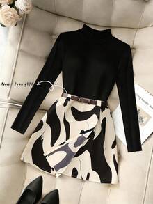 GlowEve Women's Casual Daily Printed Mini Skirt