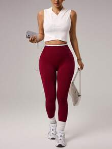 Dewbera Women's Geometric Print Cropped Sleeveless Sweatshirt Sweatshirt - White - View 6