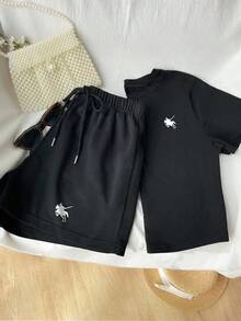 INAWLY Plus Size Women Casual Knight Print T-Shirt Top And Elastic Waist Shorts Set, Suitable For Spring And Summer - Black - View 3