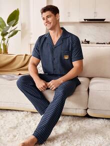 SHEIN Plaid Print Embroidered Pocket Short Sleeve Pants Men Pajama Set, Loungewear - Multicolor - View 4