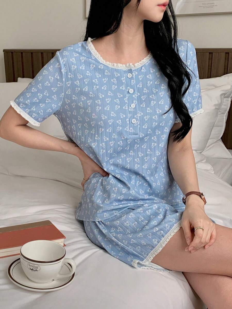 DAZY Bộ đồ ngủ hình gấu dễ thương và họa tiết hoa nhí phối viền tương phản dành cho nữ. - Màu xanh lam - Xem 1