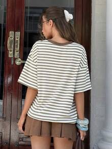 MainGRL 女士休闲宽松杏色条纹圆领T恤，春夏款 - 杏色 - 查看 2