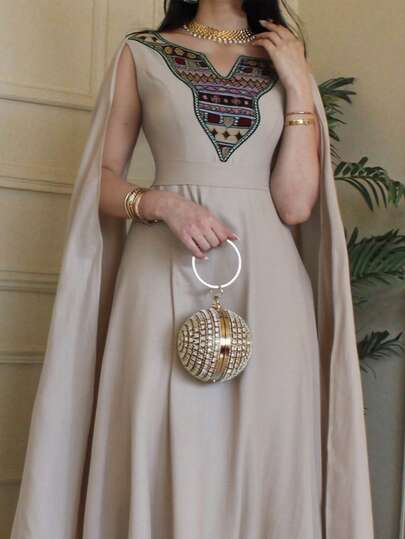 Al Najma Vestido elegante árabe con patrón geométrico y mangas tipo poncho con escote en V para mujer