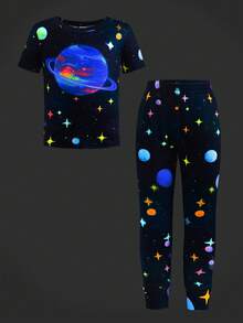SHEIN 男童夜光宇宙行星图案休闲简约修身圆领短袖长裤睡衣套装，适合所有季节 - 彩色 - 查看 3