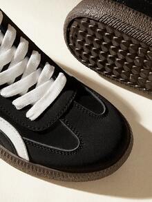 CUCCOO EASI 2026 New Spring Women's Retro Versatile Casual Sneakers, Flat White Shoes - Black - View 3