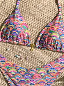 Swim Mod 夏季两件套度假吊带随机印花高衩比基尼泳衣套装 - 彩色 - 查看 2