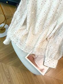 GlowEve CURVE Áo kiểu nữ cỡ lớn phong cách Pháp tối giản, cổ đứng, viền ren, tua rua, đính sequin, tay dài, chất liệu chiffon, thích hợp cho tiệc tùng, đám cưới, họp mặt, du lịch, lễ hội âm nhạc và các dịp thường ngày khác. - Màu be - Xem 8