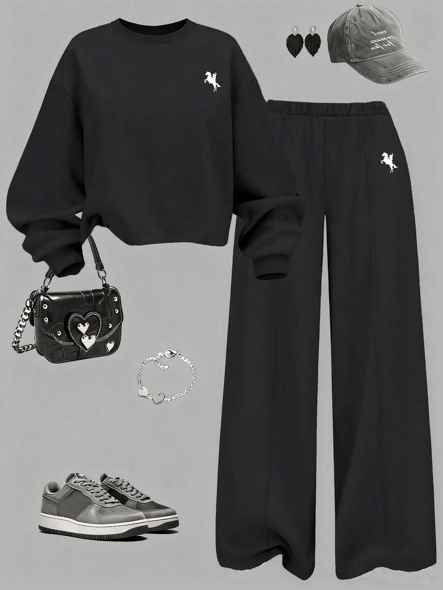 SHEIN ChillGRL 2 件套青少年女孩休闲马匹印花圆领短款运动衫和运动裤套装，舒适温暖，适合秋冬