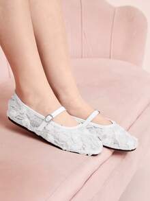 CUCCOO DOLLMOD 白色蕾丝花卉透气玛丽珍平底鞋，舒适通勤女鞋，温柔仙气百搭鞋 - 白色 - 查看 4