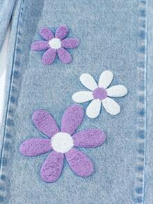 Tween Girls Summer Denim 2-Piece Set, Retro Streetwear Sweet & Cool Fashion Casual College Y2K Style Recommendation. Purple + White Towel Embroidered Design Adds Sweet & Girly Vibe. Cropped Lapel Top With Metal Buttons, Paired With High-Waisted Wide-Leg Pants. Loose Fit Flatters Legs. Combines Vintage And Playful Styles. Suitable For Daily Outings, Music Festivals, Picnics, Hangouts With Friends, And Campus Wear, Creating A Youthful Yet Unique Look. Full Outfits For 11 To 12 Year Old With Plant - Light Wash - View 6