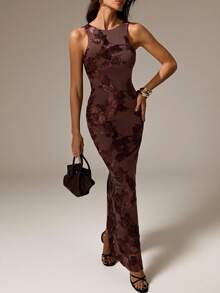 SHEIN Tall Vestido sexy de cuello redondo sin mangas, ajustado y con diseño floral 3D - Marrón - Ver 7