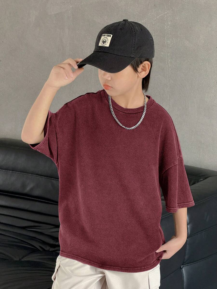 SHEIN Little Byeori 男童休闲水洗色宽松圆领短袖针织T恤,适合上学、花园、海滩、生日、春、夏、秋、冬等各种场合。 - 紅色 - 查看 1