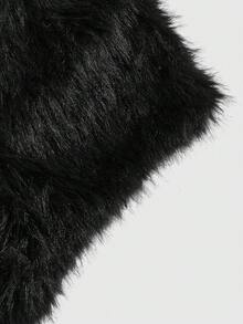 ROMWE Grunge Punk Quần short mini giả lông thú gợi cảm kiểu Y2K với cạp siêu thấp. - màu đen - Xem 4