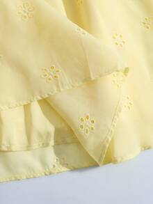 GlowEve 女士V领黄色短袖优雅泡泡袖连衣裙 - 黃色 - 查看 6