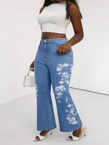 Slaydiva Summer Plus Size Casual Washed Floral Embroidered Flare Jeans Party Casual Summer Vacation Outfits For Women Flare Jeans - Blue - View 4