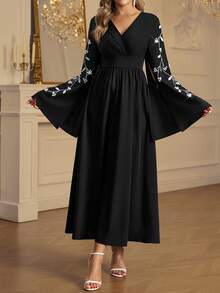 Ellevyn Đầm dài tay thêu cổ chữ V màu đen thanh lịch dành cho nữ, đầm tay dài sang trọng, đầm mùa xuân hè, đầm tay dài che bụng, đầm ngày Valentine, đầm lễ hội, đầm đính đá cho nữ, đầm đen thanh lịch, đầm đen đi nhà thờ, đầm đen cỡ lớn cho nữ, áo Abaya cao cấp cho nữ, áo Abaya đen, đầm tay dài thanh lịch, đầm dạ hội cao cấp cho nữ, đầm sang trọng, đầm tay đính cườm thủ công, đầm kín đáo. - màu đen - Xem 5