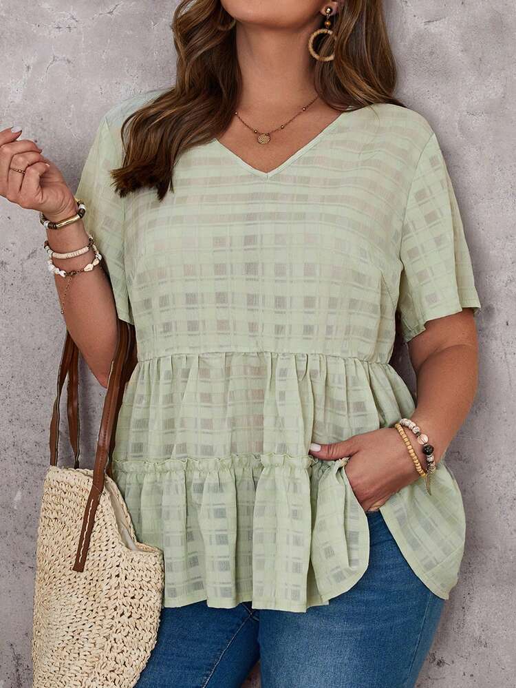 Blusa de mujer talla grande de color verde menta con cuello en V, textura, abertura lateral, costuras fruncidas, para vacaciones, primavera, verano, playa, vacaciones de primavera, parte superior verde pastel