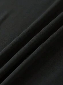 Rovax 女士夏季心形和字母印花圓領短袖T恤和短褲休閒套裝 - 黑色 - 查看 3