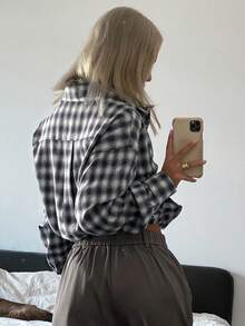 DAZY 女士宽松格子落肩长袖单排扣休闲口袋衬衫 - 黑色 - 查看 4