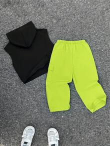 SHEIN Little Byeori 两件套儿童男童休闲韩版字母印花连帽衫T恤和直筒宽松纯色长裤套装，适合上学、花园、海滩、生日、春季、夏季、秋季、冬季穿着。 - 綠色 - 查看 9