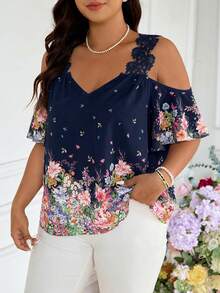 SHEIN Frenchy Plus Size Floral Print Applique Casual Short Sleeve Shirt, Going Out Tops - Navy Blue - View 6