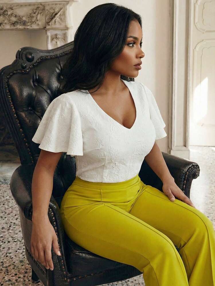 Women's Minimalist Commuter Jacquard Ruffle Sleeve V-Neck Tight Top, Summer Flutter Sleeve Top