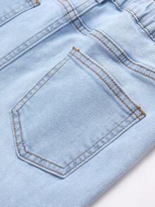 SHEIN Tween Boy Fashion Casual Y2k Vintage Cool Street Blue Denim Patchwork Design Cut Out Ripped Frayed Design Comfortable Soft Stretch Snug Fit Five-Point Denim Shorts For Kids Clothes Boys Soft Dailywear And Kids Summer And Spring Clothes - Blue - View 7