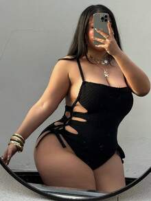 SHEIN Swim SXY Plus Size One-Piece Swimsuit, Hollow Out Drawstring Side Strap Sexy Camisole, Summer Beach - Black - View 5