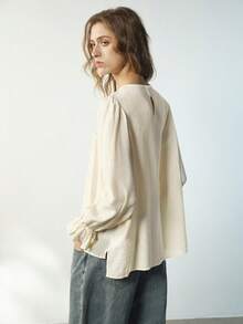 Maija 女士杏色蕾丝拼接圆领衬衫，秋季 - 杏色 - 查看 3