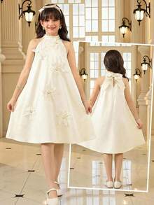 SHEIN Đầm maxi dáng chữ A không tay, thanh lịch cho bé gái tuổi teen, trang trí hoa 3D, điểm nhấn là nơ lớn, màu mơ, thích hợp cho bé gái dự tiệc cưới, dự tiệc, lễ hội. - Màu be - Xem 4